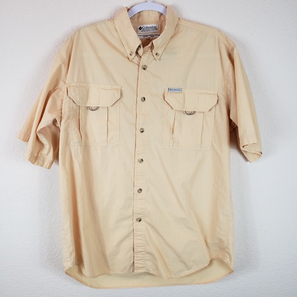 Columbia Short Sleeve Shirt Size: Medium - Picture 1 of 6